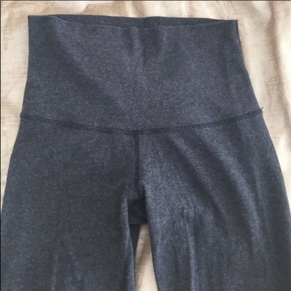 Lululemon Grey High Rise Leggings 4 - Picture 5 of 8